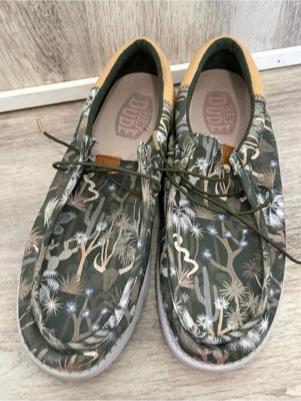 Hey Dude Wally Funk Oasis Camo SlipOn Shoes Men's 14 Army Green Desert Cactus